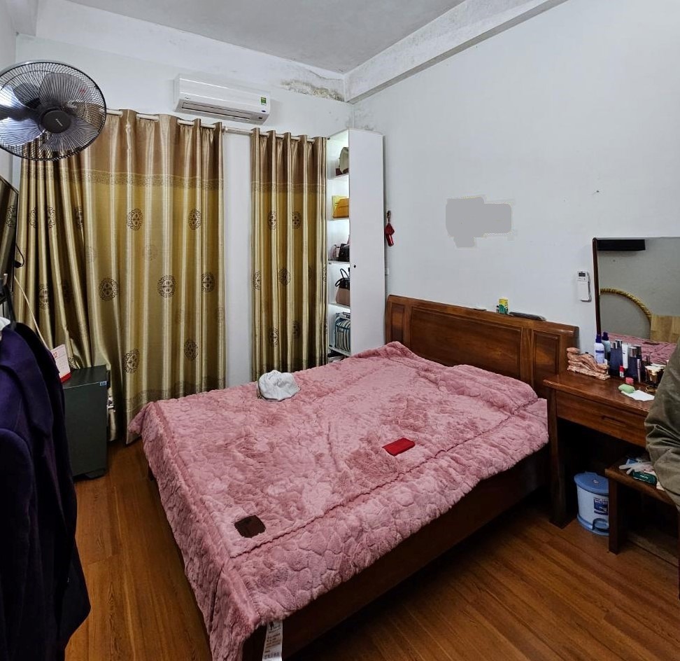 Nhà đẹp Bắc Từ Liêm: 48.1m2, Ô Tô Đỗ Cửa, Giá 12 Tỷ - Vị Trí Vàng