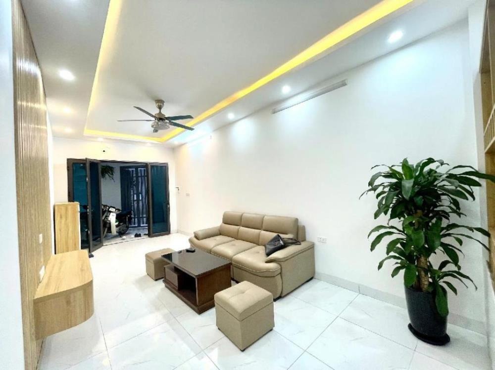 6.5 Tỷ Sở Hữu Ngay Nhà Phố Đống Đa - 48m2, Chủ Tăng Nội Thất Mới