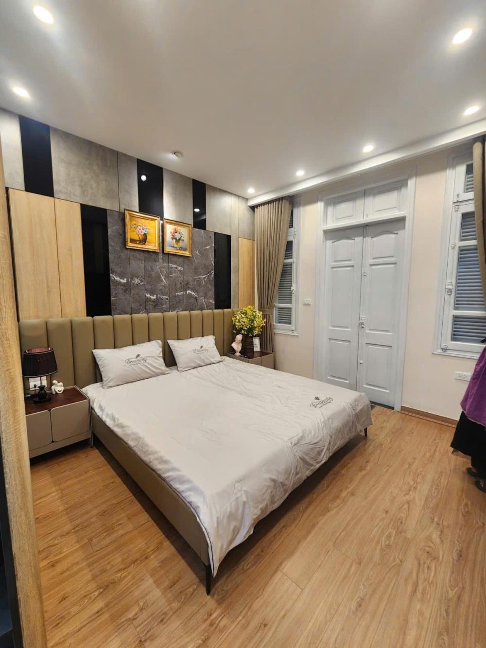 Bán Gấp Nhà Đẹp Tân Mai - Ngõ Rộng, Ô Tô Đỗ, Giá 10 Tỷ