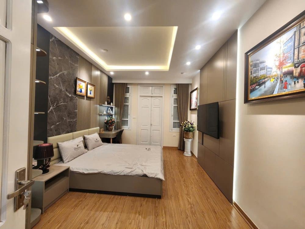 Bán Gấp Nhà Đẹp Tân Mai - Ngõ Rộng, Ô Tô Đỗ, Giá 10 Tỷ