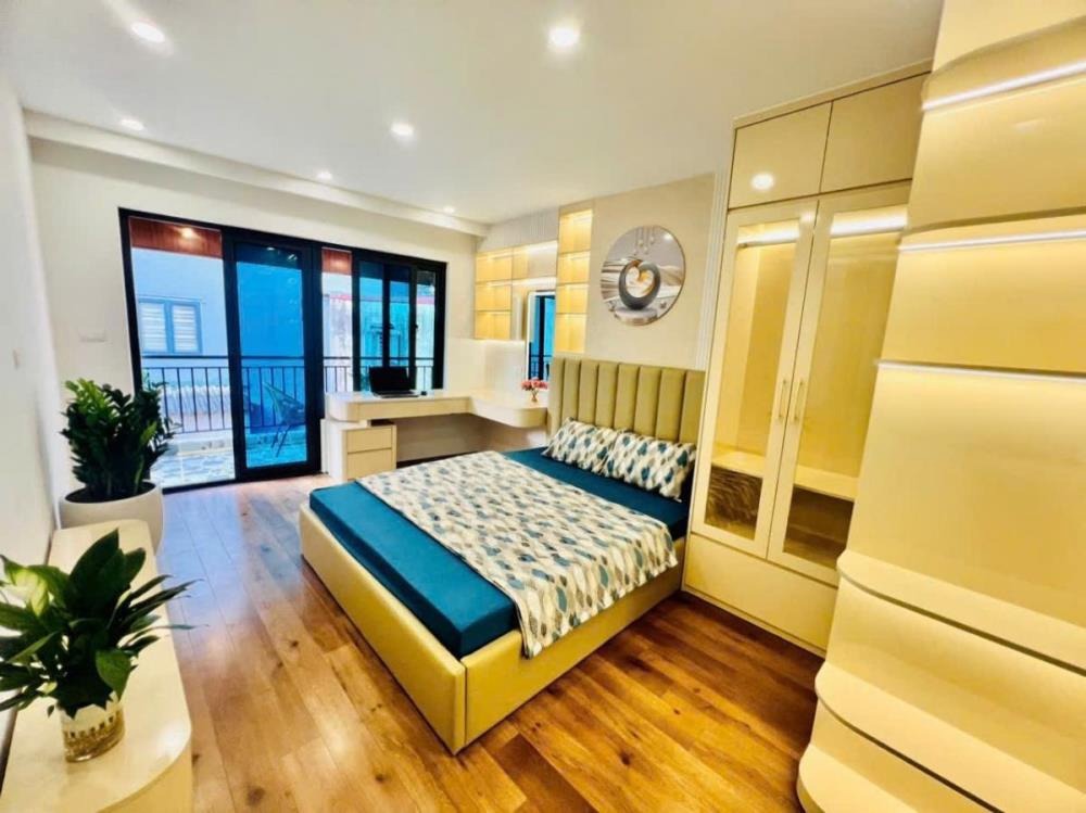 Bán nhà đẹp Hoàng Mai 40m2x3T, Full Nội Thất, 4.8 tỷ
