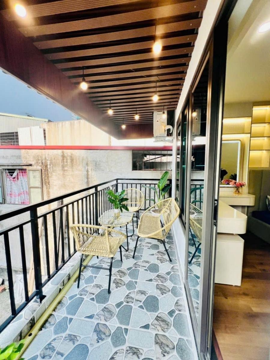 Bán nhà đẹp Hoàng Mai 40m2x3T, Full Nội Thất, 4.8 tỷ
