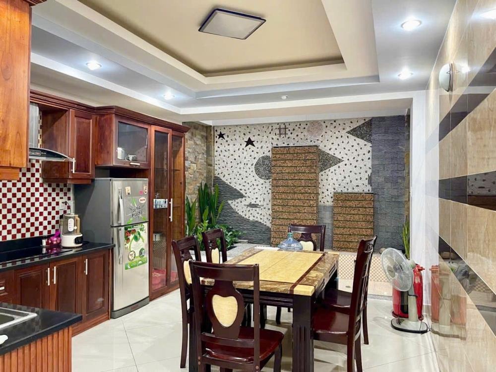 Nhà 4 Tầng Tân Phú - Giá Tốt, Vị Trí Đẹp - Âu Cơ, Phú Trung