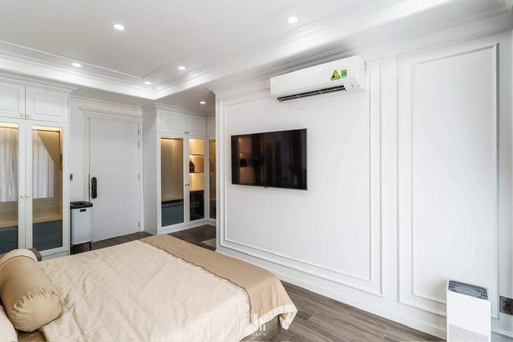 Bán Nhà HXH Lạc Long Quân, P9, Tân Bình - 6x11m, 3 Tầng, 8.9 Tỷ