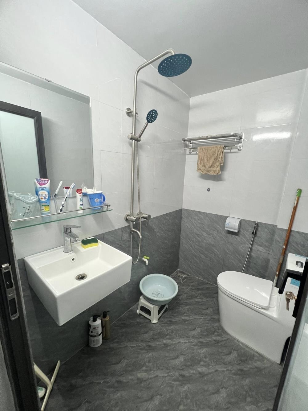 Siêu phẩm nhà phân lô - Full nội thất - 2 mặt thoáng - Ba gác đỗ cửa