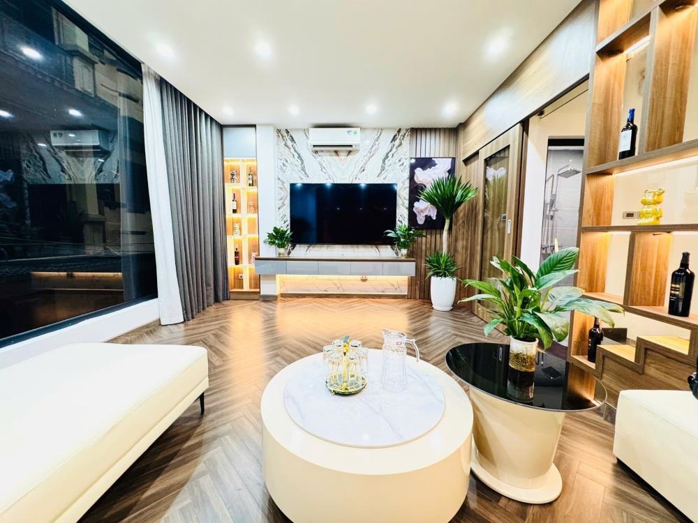 Siêu phẩm Thanh Xuân - Gara Ô Tô Phân Lô Quân Đội - Chỉ 11 tỷ