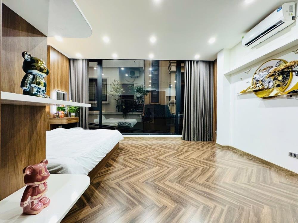 Siêu phẩm Thanh Xuân - Gara Ô Tô Phân Lô Quân Đội - Chỉ 11 tỷ