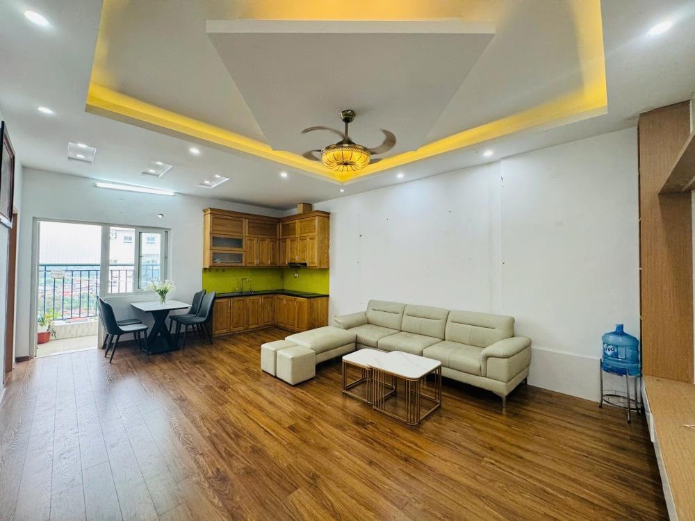 Bán Gấp Căn Hộ 77m² Full Nội Thất, Ban Công Đông Nam, KĐT Thanh Hà Cienco 5