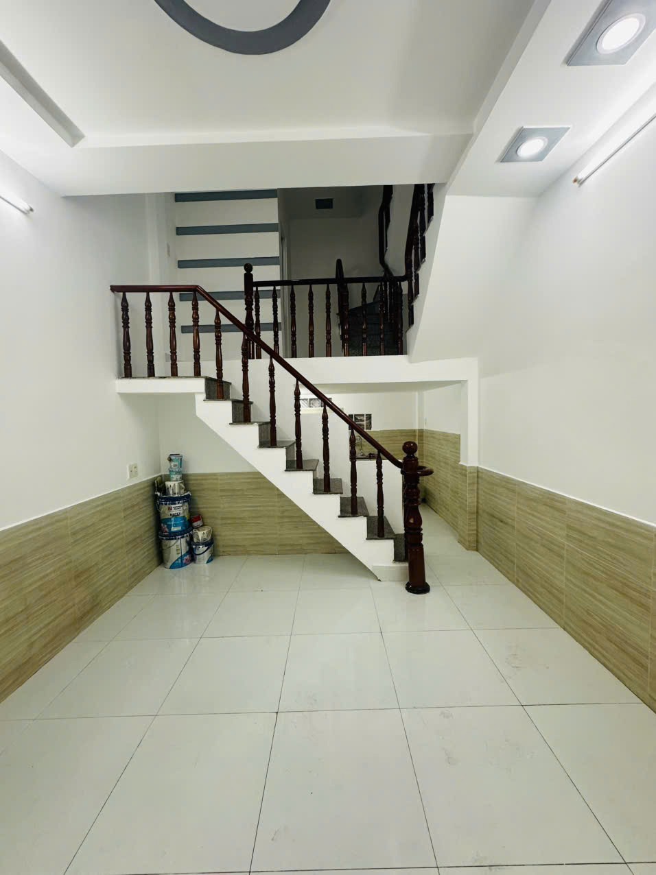 Nhà 60m2 Quận 12, 1.1 tỷ, Sẵn Công Chứng - Hiệp Thành, Gần Các Khu Vui Chơi