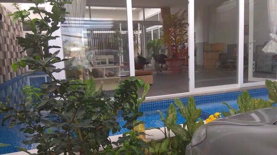 Biệt Thự Mặt Tiền Hóc Môn - Phong Cách Oasis Hiện Đại, Giá 17 tỷ