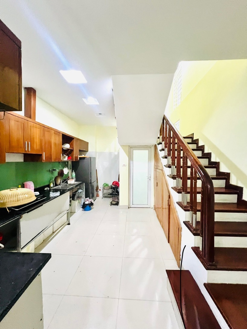Nhà đẹp Khương Trung, gần Hồ Đầm Hồng - 48m2, 6 Tầng, Giá 7.8 Tỷ