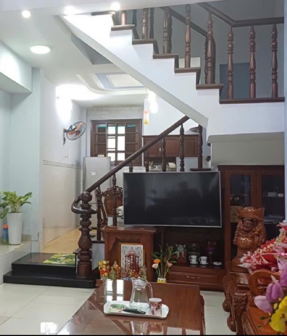 Bán nhà mặt tiền đường 6m, 4.5x16m, 4 tầng, Lê Văn Thọ, Quận Gò Vấp