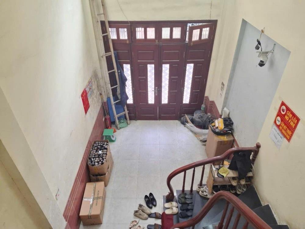 Bán nhà Linh Đàm 38m2, 5 tầng, ô tô vào nhà, giá 10 tỷ+