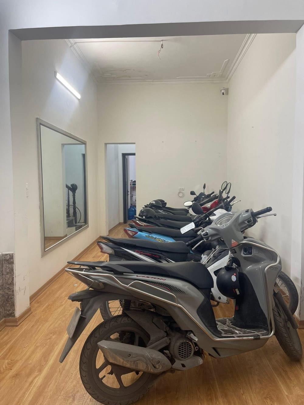 Nhà Ngô Quyền Hà Đông - Đầu Tư, Kinh Doanh, 60m2, 3 Tầng, Ô Tô Đỗ Cận Nhà