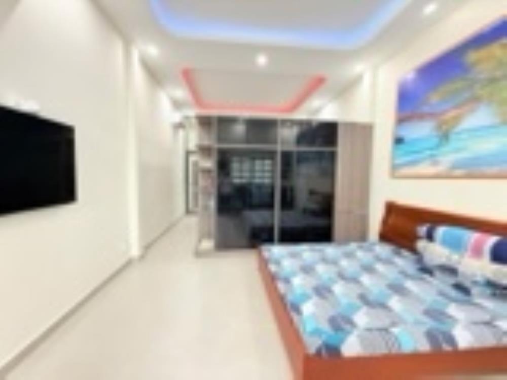 Bán nhà Quận 10, Ô Tô Đỗ Cửa, 4.3x12m, 11.8 Tỷ