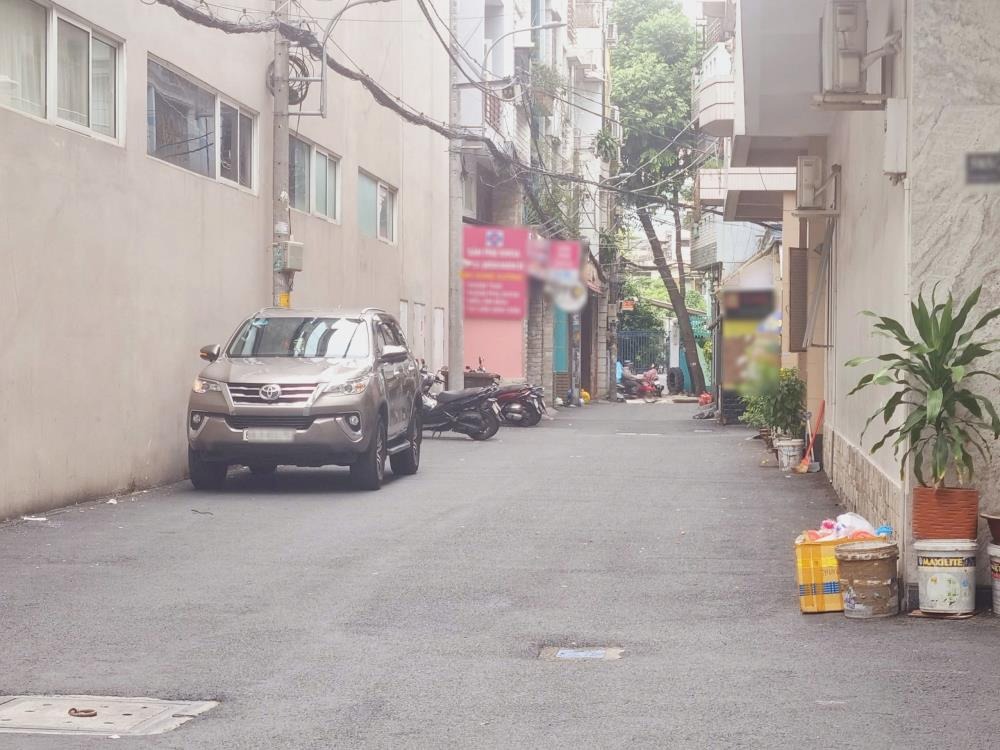 Bán nhà 5 tầng, nở hậu, hẻm xe tải Quận 10 - Vị trí đắc địa, giá tốt