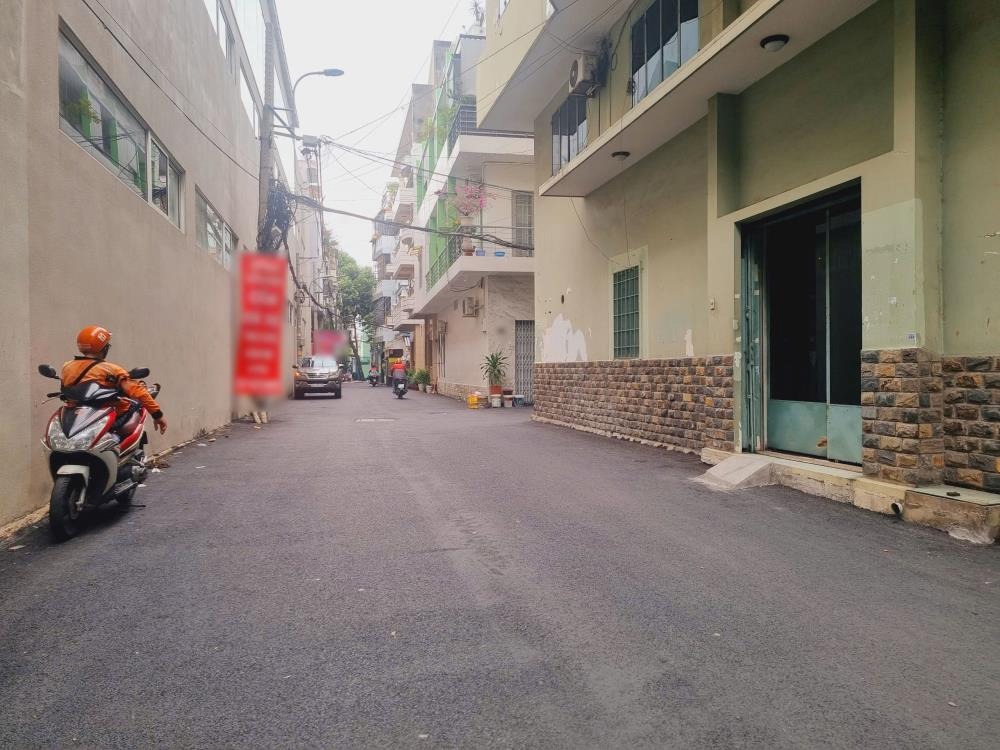 Bán nhà 5 tầng, nở hậu, hẻm xe tải Quận 10 - Vị trí đắc địa, giá tốt
