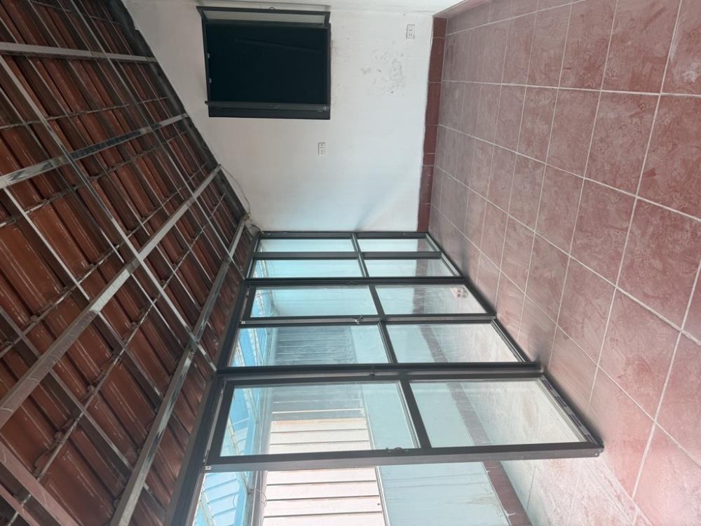 Nhà Phố 6 Tầng, Thang Máy, Đỗ Ô Tô Cửa - Giá 11.5 Tỷ - Vị Trí Vàng Tây Hồ
