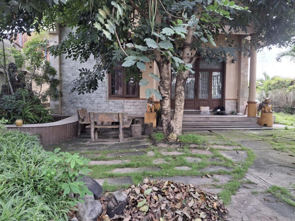 Nhà Vườn Dương Công Khi, 988m2, Mặt Tiền Tiềm Năng, Giá 38 Tỷ