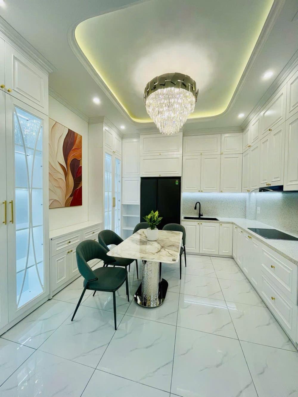Bán Nhà Lô Góc Láng Hạ - Vị Trí Đẹp, Giá Tốt