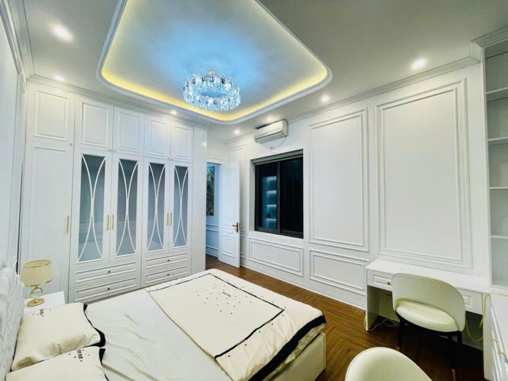 Bán Nhà Lô Góc Láng Hạ - Vị Trí Đẹp, Giá Tốt