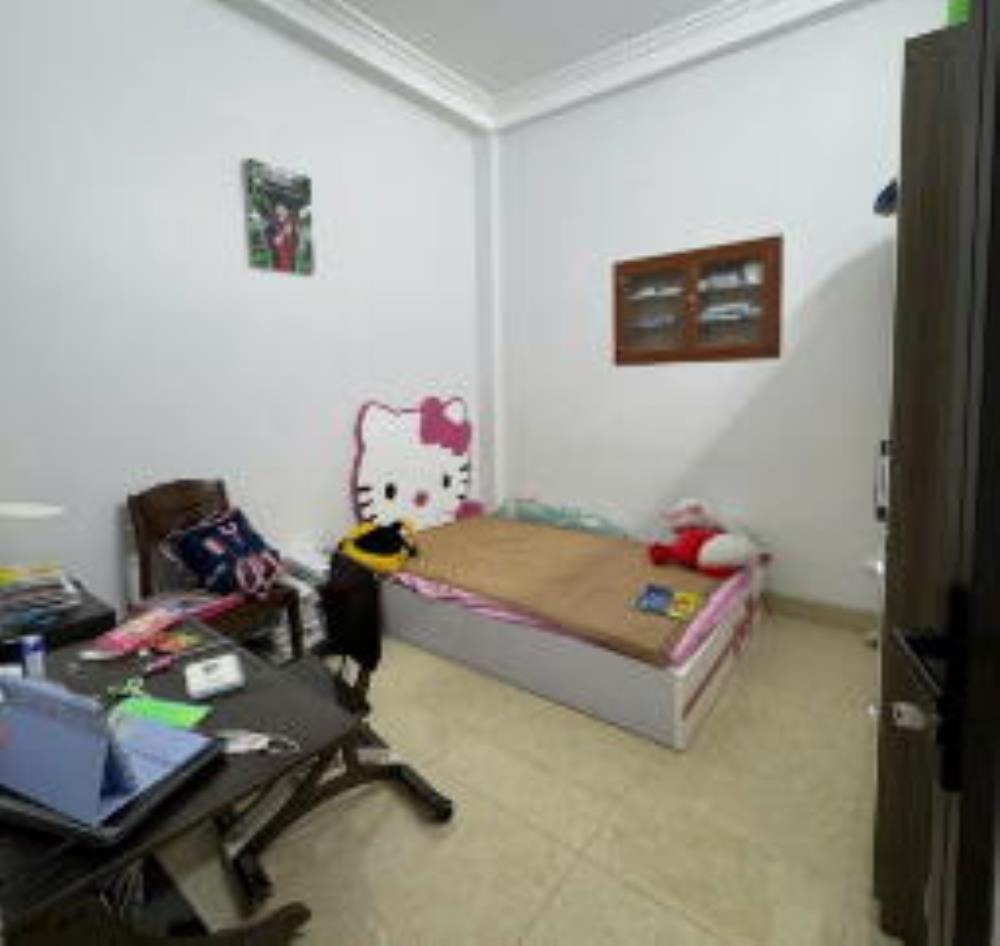 Nhà đẹp Cầu Giấy 35m2 - 8.35 tỷ - Vị trí đắc địa, tiện ích đầy đủ