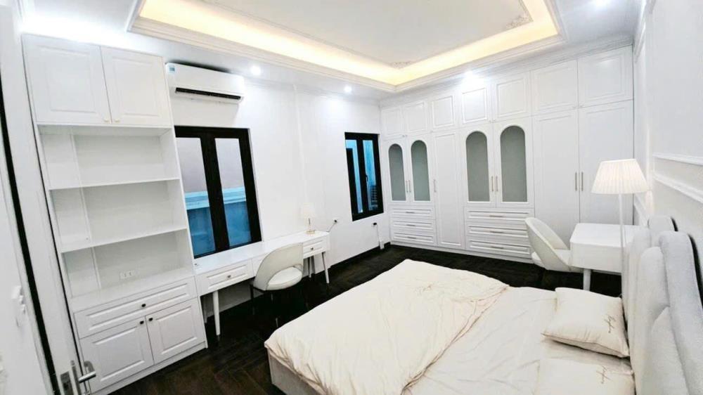 Nhà Ba Đình 40m2 - 5 Tầng - Full Nội Thất - Lô Góc 2 Thoáng - Giá Tốt