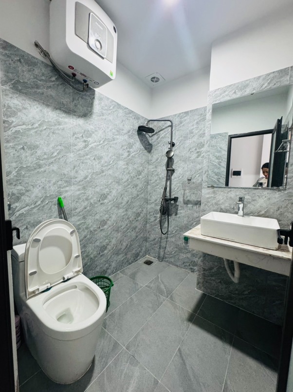 Bán Nhà 4 Tầng Bắc Từ Liêm: 30m2 - Giá 5.9 Tỷ - Full Nội Thất