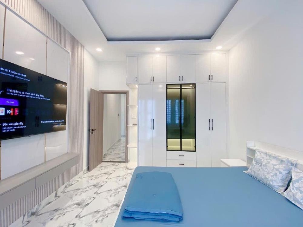 Bán nhà 40m2 Nguyễn Trọng Tuyển, 3 Tầng, Full Nội Thất, Giá Tốt