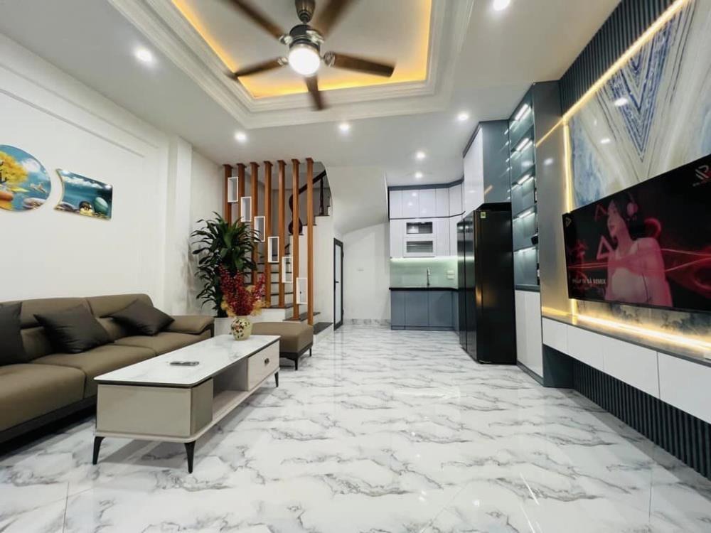 Nhà Phố Lê Duẩn - Giá 8 tỷ - 54m2 x 4 Tầng - Vị Trí Đắc Địa