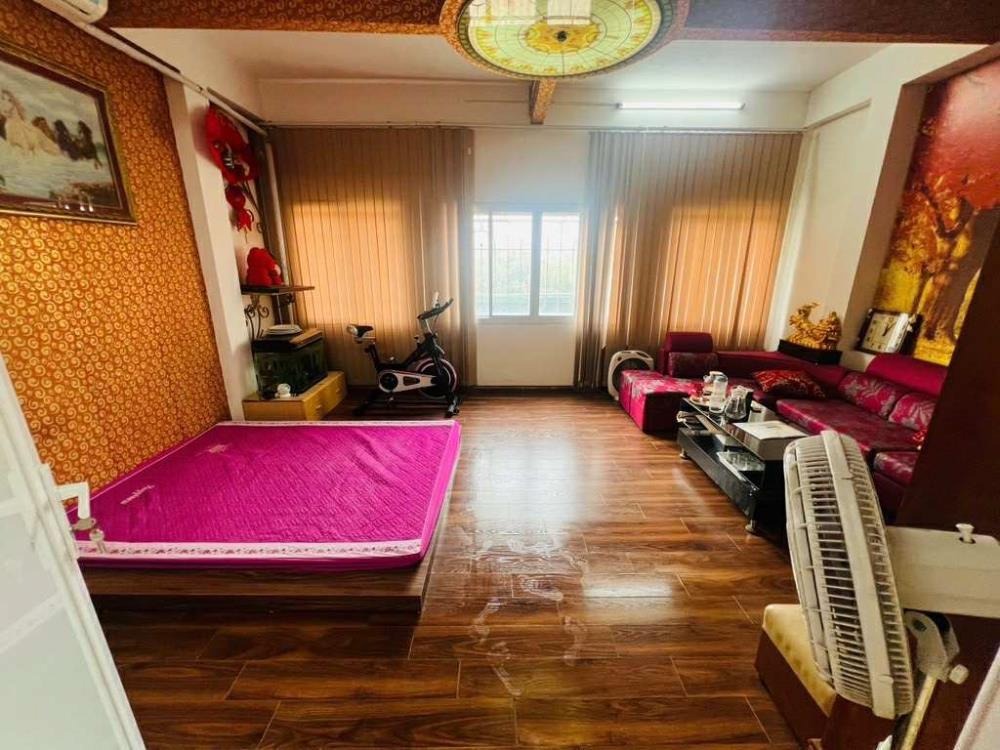 Bán nhà phố Đại La, Hai Bà Trưng - 52m2 x 4 Tầng - Giá Tốt