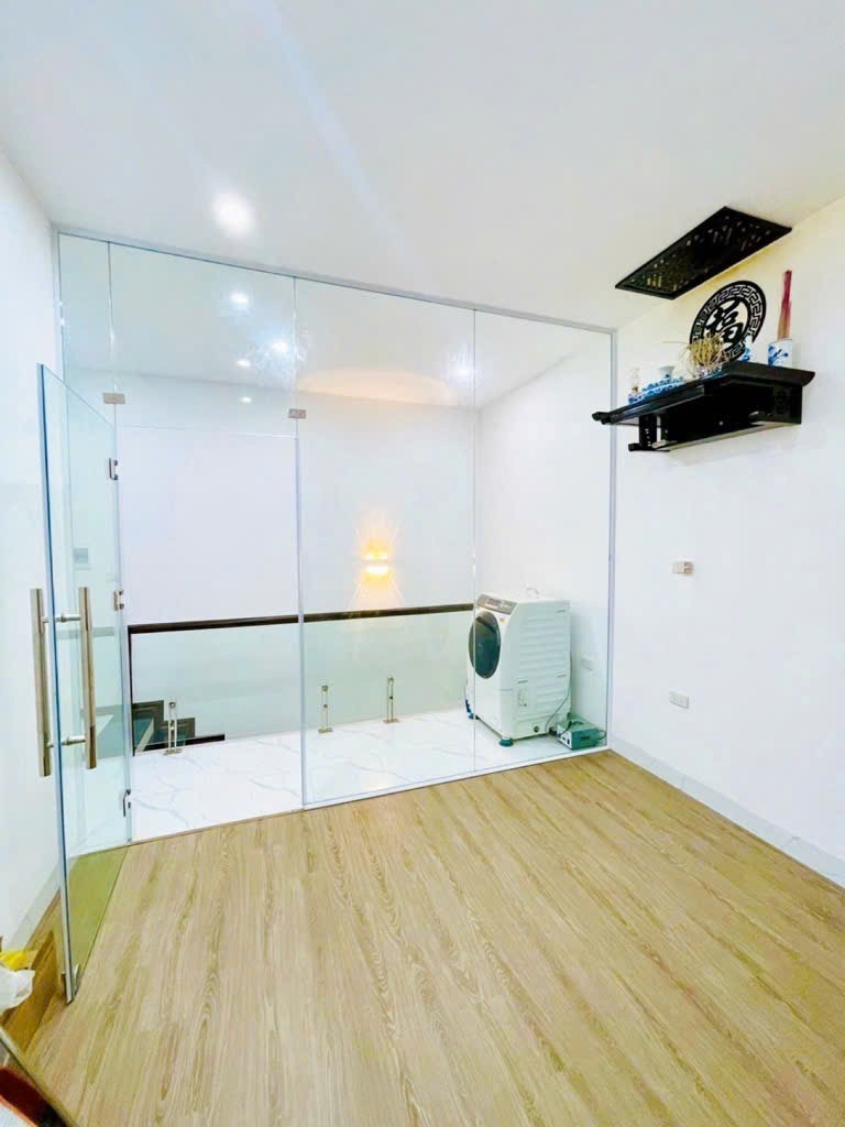 Nhà đẹp Tây Hồ - 2 tỷ - Ô tô vào nhà - Pháp lý rõ ràng