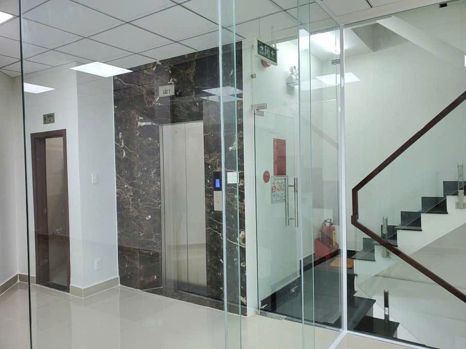 Bán nhà mặt tiền Hai Bà Trưng, Quận 1 - 4.5x18m, 5 Tầng, 32 Tỷ