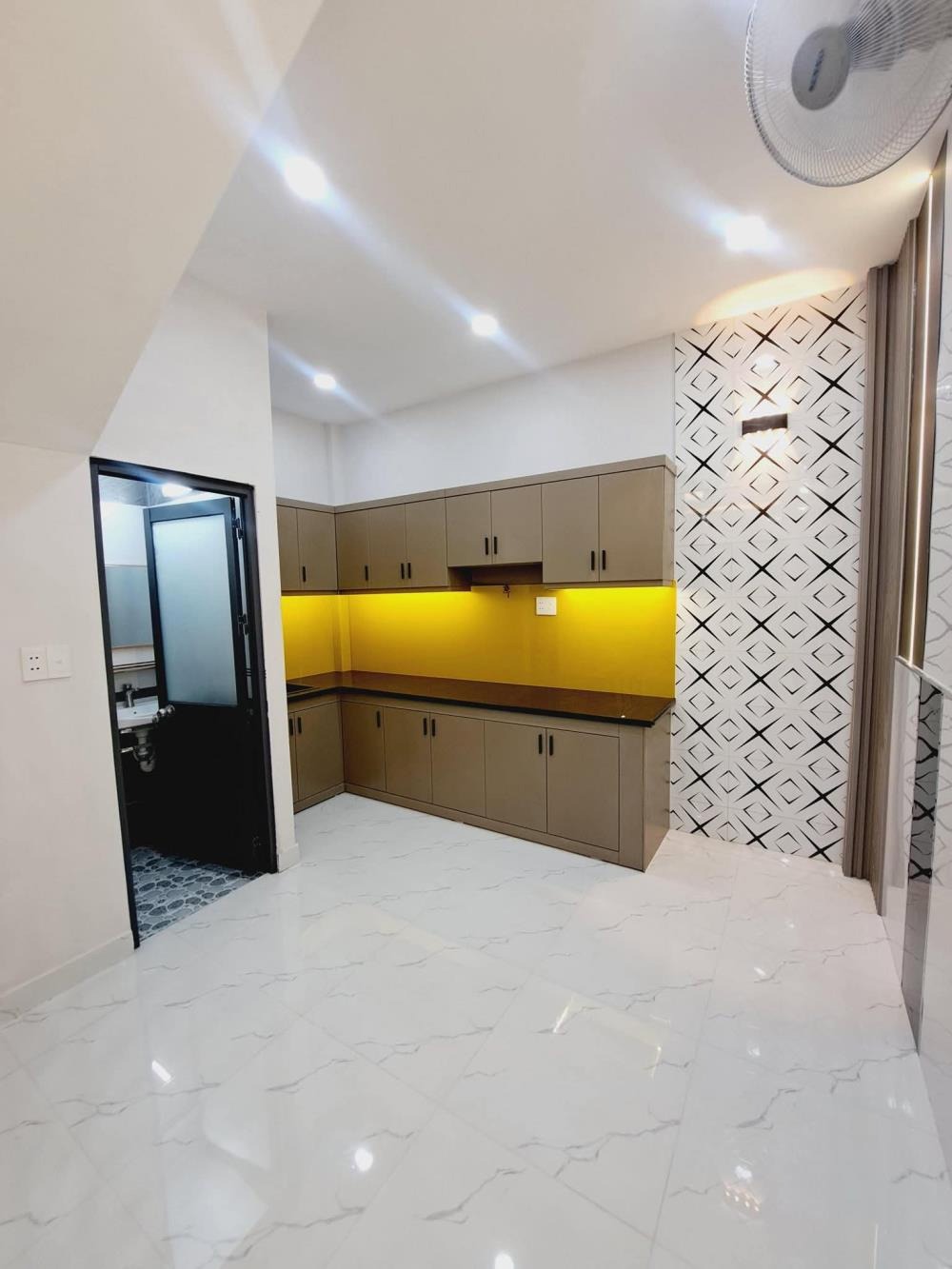 🏡 Nhà Tây Mỗ - Giá 8.2 Tỷ - 54m² - Mặt Tiền 4m - Vị Trí Đắc Địa