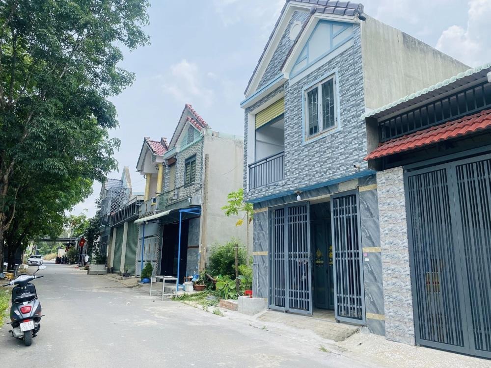 Bán Nhà 1 Trệt 1 Lầu Mặt Tiền Củ Chi - Vị Trí Đắc Địa, Tiện Nghi Vượt Trội