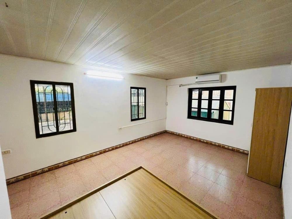 Bán Nhà Phố Nguyễn Chí Thanh, Đống Đa - 60m2, 6 Tầng, Mặt Tiền 4m