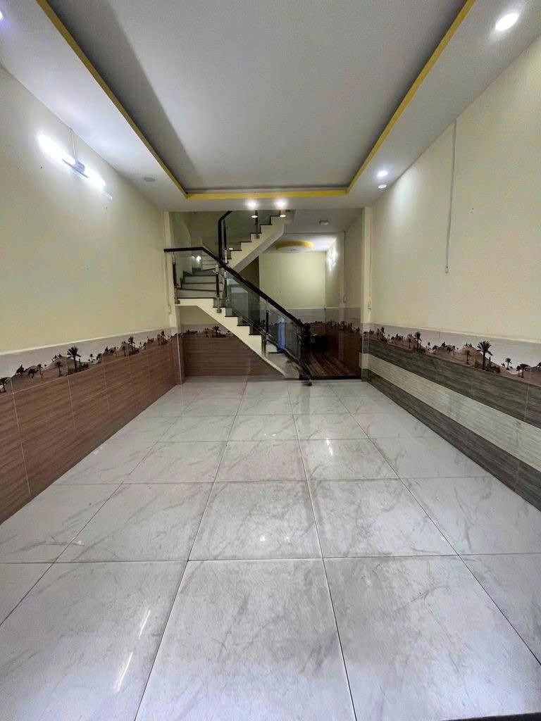 Bán Nhà Mặt Tiền Củ Chi - 1 Trệt 2 Lầu - 126m2 - SHR