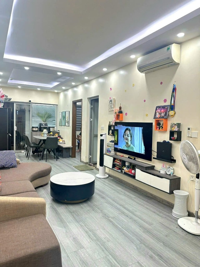 💥 Bán nhà Xuân Đỉnh 60m², 5 tầng, thang máy, ô tô đỗ cửa - Giá Tốt!