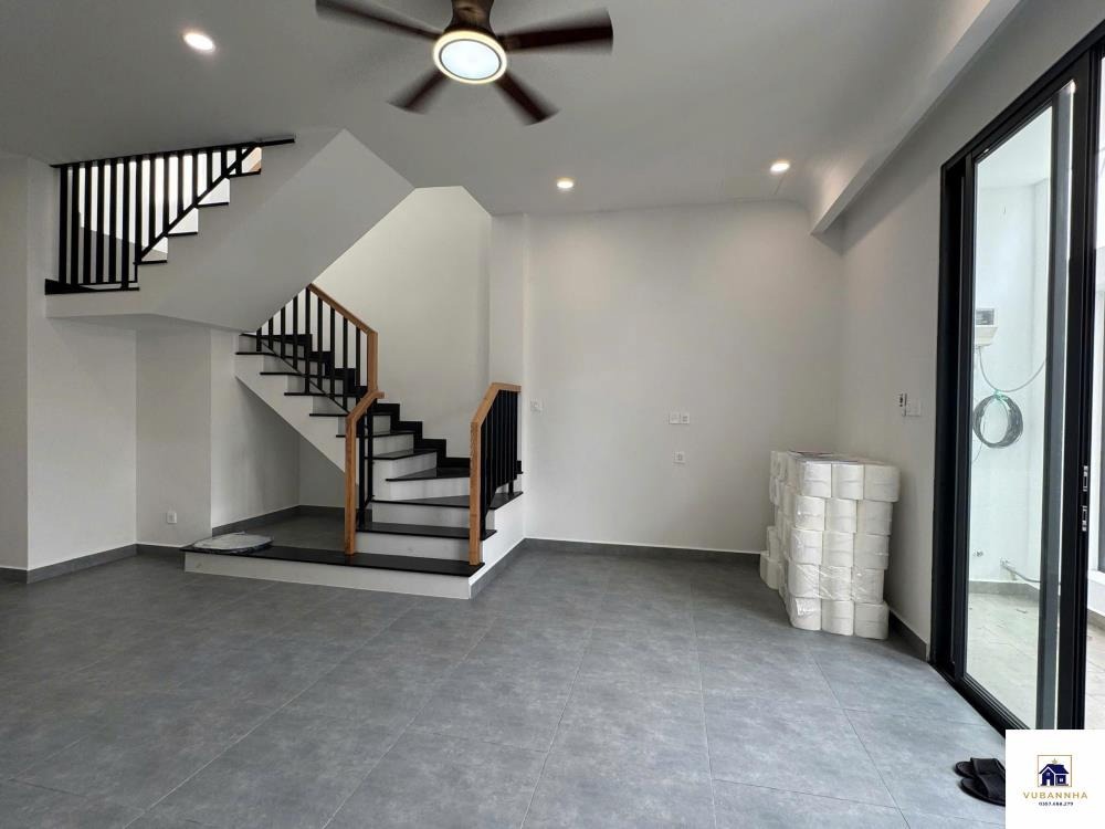 Nhà Mới Xây Thủ Đức - Giá 7 Tỷ TL - Vị Trí Đắc Địa