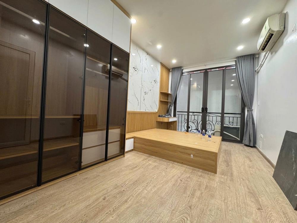 Nhà Ngõ 260 Cầu Giấy - 7.5 tỷ - Ô Tô 10m - Vị Trí Vàng