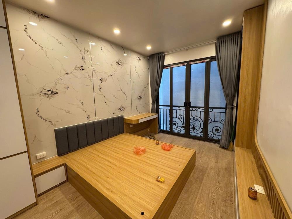 Nhà Ngõ 260 Cầu Giấy - 7.5 tỷ - Ô Tô 10m - Vị Trí Vàng
