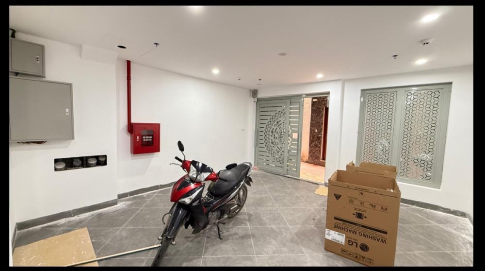 Bán Siêu Phẩm CCMN 6 Tầng, Thang Máy, 10 Phòng Full Đồ - Dòng Tiền Ổn Định