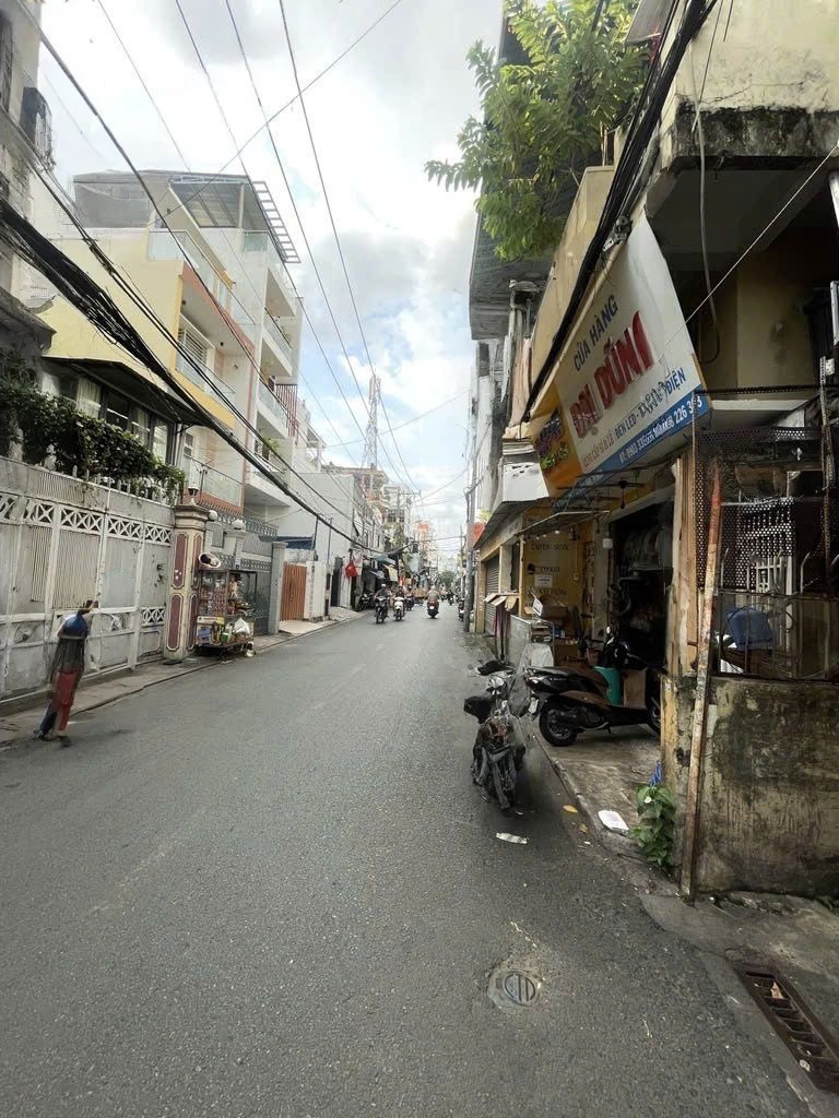 Siêu phẩm nhà 4 tầng - 1 xẹc Trần Mai Ninh, Tân Bình | Vị trí VIP, Giá Tốt