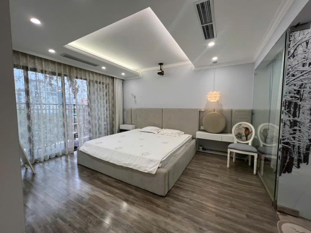 Cho Thuê Căn Hộ Cao Cấp 3PN - Tân Hoàng Minh, Hoàng Cầu | 27.5tr/th