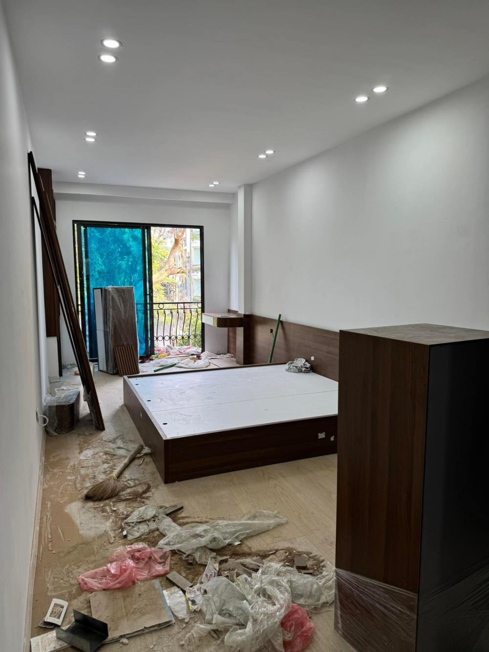 Bán nhà Đặng Tiến Đông, Đống Đa - 7 Tầng, Thang Máy, Kinh Doanh - 13.8 tỷ