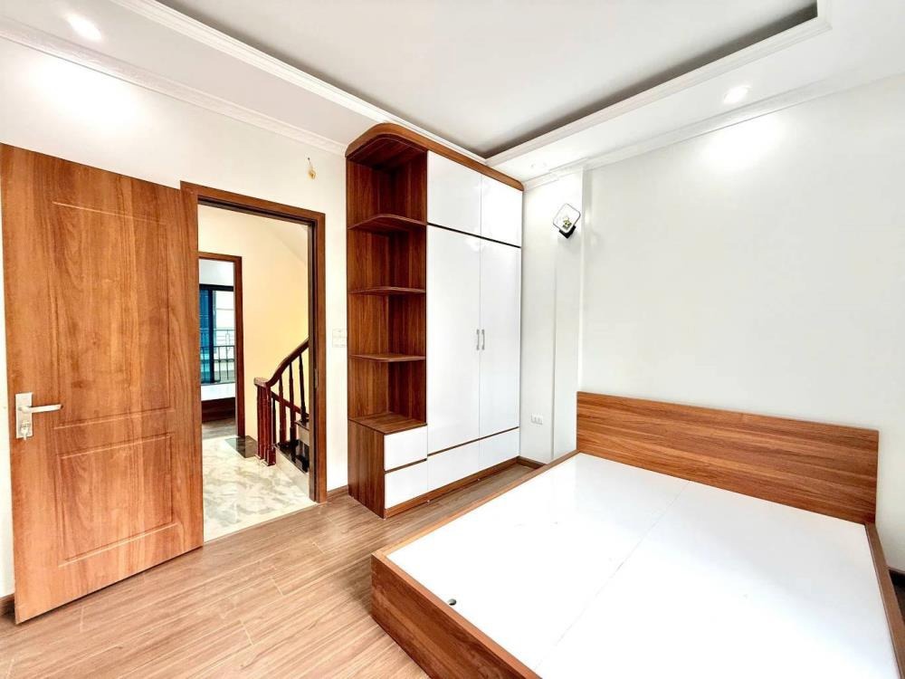 Bán nhà Trương Định, Hà Nội - 41m2, 5 tầng, Giá 11.4 tỷ