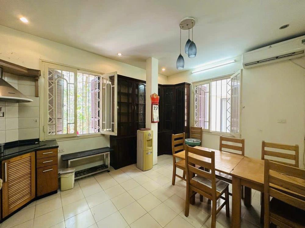 Bán Nhà Phân Lô Ba Đình - Lô Góc 3 Mặt Tiền, Vỉa Hè Ô Tô - 14.5 Tỷ
