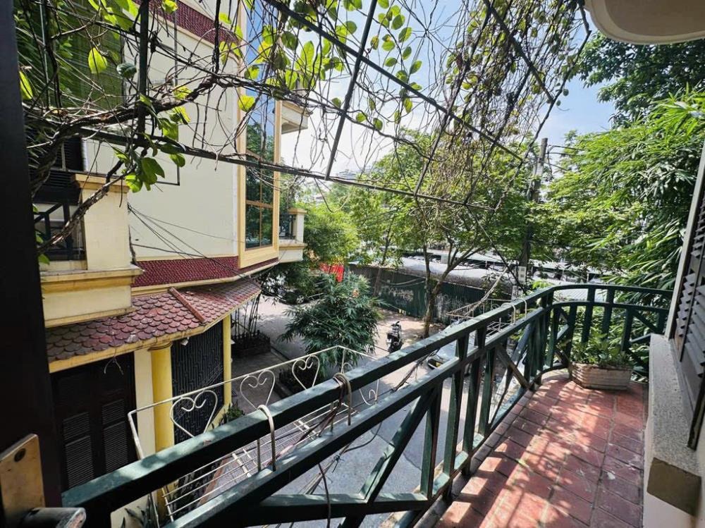 Bán Nhà Phân Lô Ba Đình - Lô Góc 3 Mặt Tiền, Vỉa Hè Ô Tô - 14.5 Tỷ
