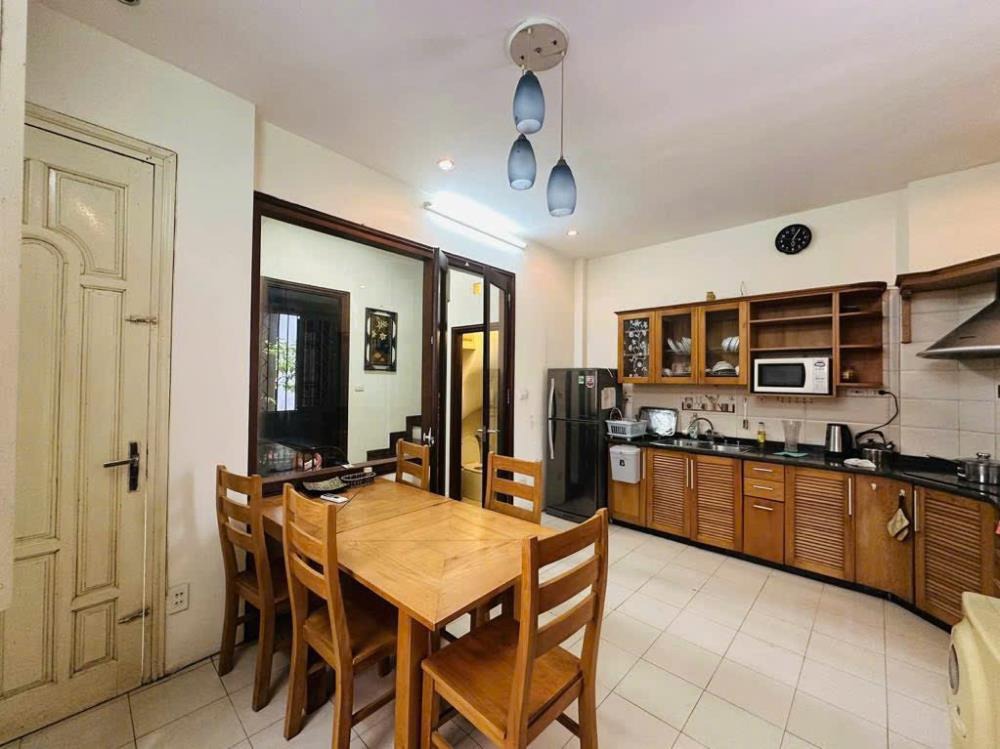Bán Nhà Phân Lô Ba Đình - Lô Góc 3 Mặt Tiền, Vỉa Hè Ô Tô - 14.5 Tỷ