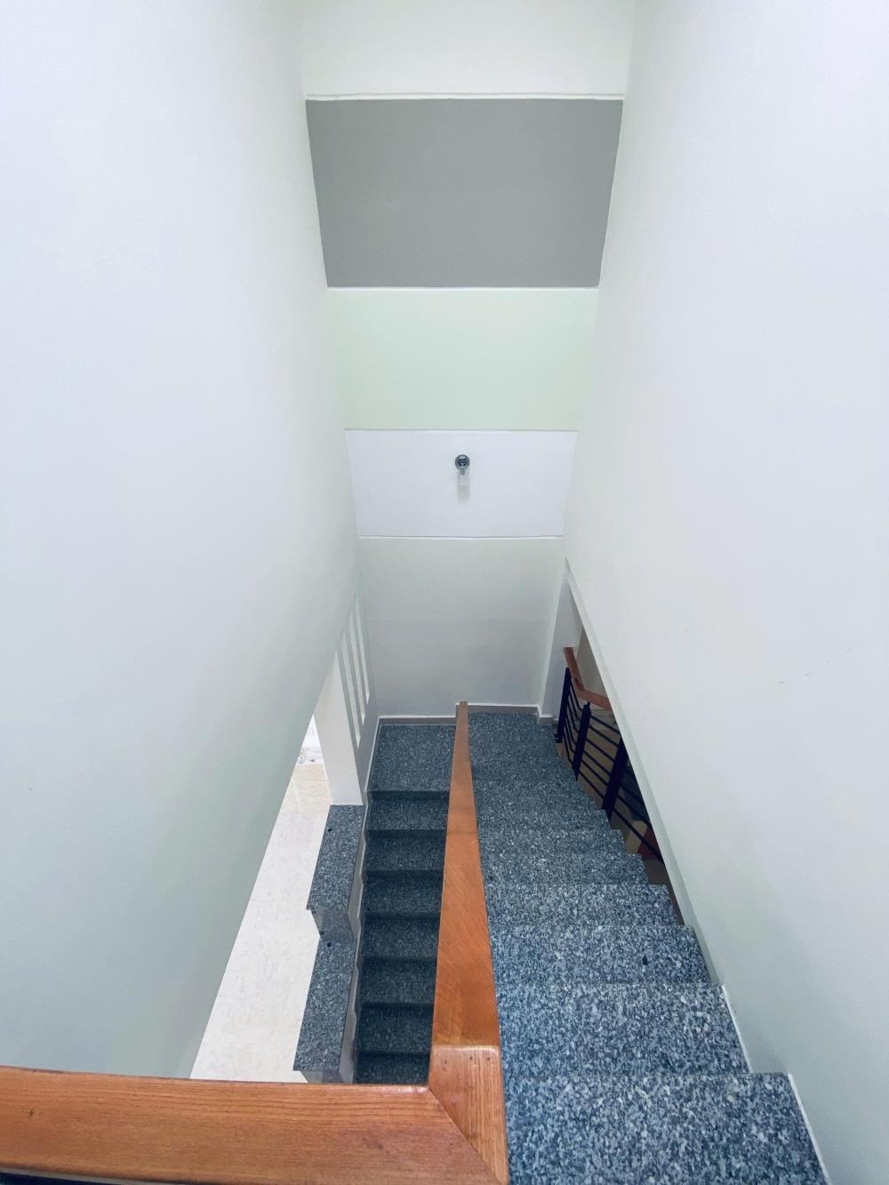 Bán Nhà Giáp Hóc Môn Giá 945 Triệu - Sổ Hồng Riêng
